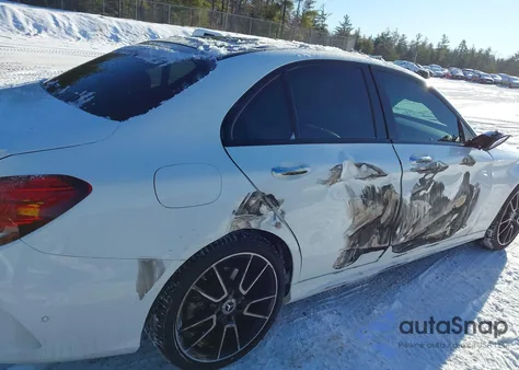 2020 Mercedes-Benz C 300 4Matic z USA, uszkodzony, nr VIN W1KWF8EB5LR598156